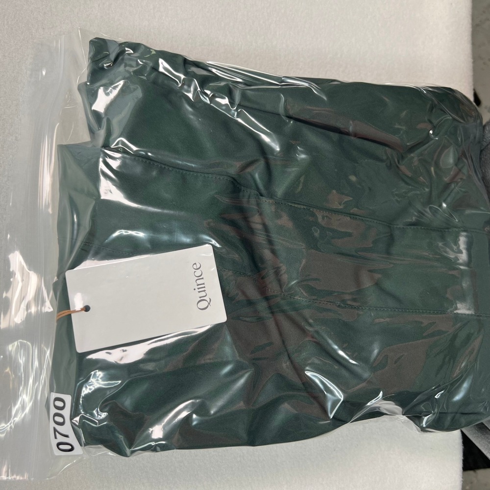 Quince Womens 100% Recycled Waterproof Long Rain Parka Forest Green Size Medium - Picture 9 of 9